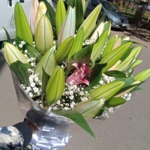 LILIES BOUQUET