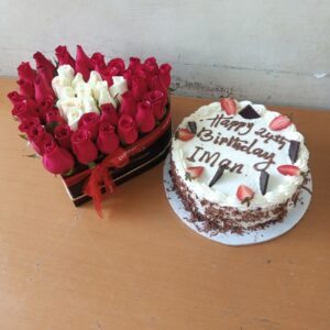 RED ROSES AND CAKE