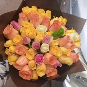 COLOURFUL BOUQUET